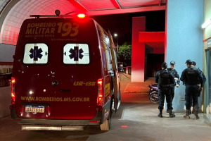 Motociclista bêbado ficar ferido ao bater em caminhão estacionado em Nova Andradina