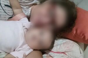 Bebê está internada há 22 dias 