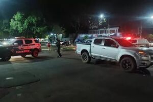 S10 onde vítima e agressor estavam ficou parado entre o cruzamento da Av. Filinto Muller com a rua Bruno Garcia no Centro de Três Lagoas