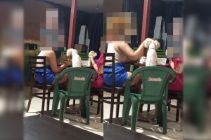 Comendo na mesa, cachorro é flagrado lambendo potes de molho em lanchonete no Aero Rancho