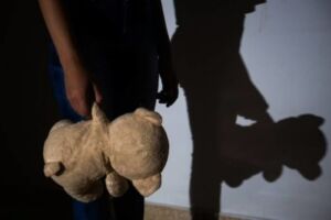 Homem com 400 mil arquivos de pornografia infantil é preso no Rio