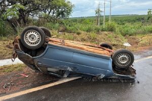 Motorista vítima de capotamento não resiste e morre em hospital de Dourados