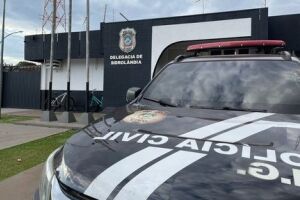 Secretaria de Esportes de Sidrolândia é invadida e tem documentação revirada