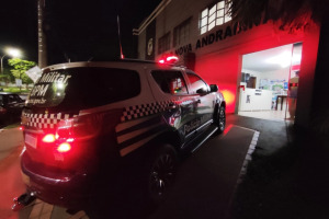 Bêbado é preso após colidir carro em ônibus em Nova Andradina