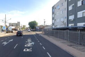 O crime ocorreu por volta das 21h30, na Rua Rui Barbosa