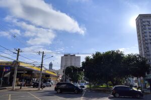 Véspera de feriado terá sol e chuvas pontuais em Mato Grosso do Sul