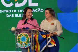 Adriane Lopes e a vice-prefeita Camila