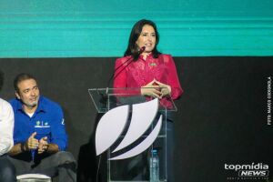 Ministra Simone Tebet em evento em Ribas do Rio Pardo