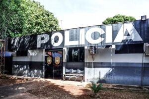 Idosa foge de assalto apertando testículos de bandido em Terenos