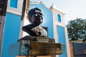 Igreja tem risco de desabamento 