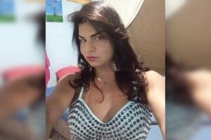 'Médicos disseram apenas para orar', diz amiga de travesti queimada na Vila Carvalho