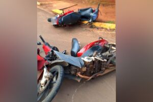 Homem fratura perna após batida entre motos em São Gabriel do Oeste