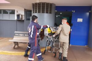 Momento em que a adolescente foi socorrida em estado gravíssimo para o Hospital da Vida
