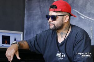 Ex contesta tatuador e diz que não é primeira agressão no casamento