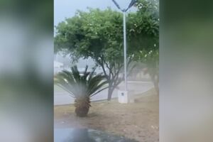 Temporal com ventos de 70 km/h atinge Ladário (vídeo)