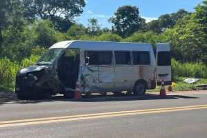 Van envolvida em acidente grave transportava pacientes de Dourados para Coxim