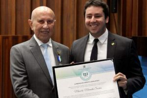 João Catan homenageou o avó na Assembleia 