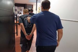 Momento da prisão dos suspeitos