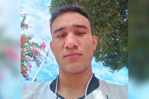 Sem a medicação, Andrey tem crises intensas de convulsão