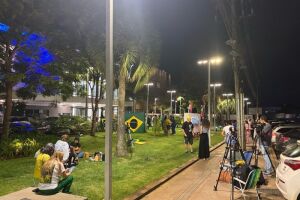 Cirurgia de Bolsonaro termina após 12 horas: "concluída com sucesso"