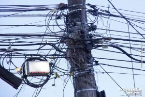 Fios de energia quase foram levados | Imagem ilustrativa