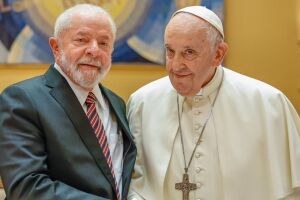 Lula se manifesta sobre a morte do papa Francisco: 'viveu e propagou o amor'