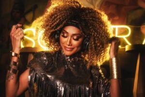 DJ de MS é presa por comandar rede de prostituição em Portugal