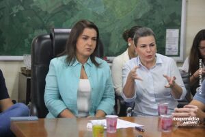 Adriane fez acordo com Câmara e reajuste será parcelado 