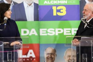 Simone sempre foi carta fora do baralho 