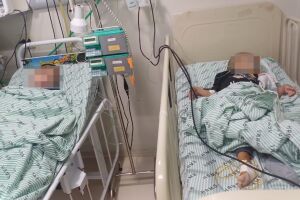 Mãe luta por CTI para filho com paralisia e H1N1; irmão de 3 anos também está internado