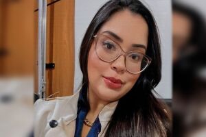 Mãe de jovem queimada no Nova Campo Grande está abatida e não se alimenta, diz irmã