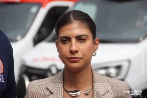 Depois de votar favorável a jabuti, Camila muda discurso e pede intervenção de Lula na conta de luz