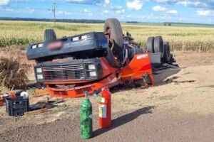 Motorista de caminhão morre em grave acidente na BR-163, em Bandeirantes 