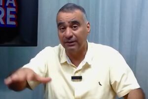 Sindicalista rebate Tavares sobre doutrinação em escolas: 'não sabe de Educação' (vídeo)