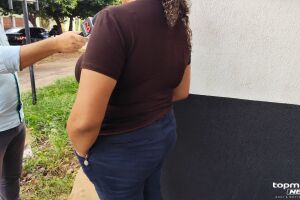 Mãe das vítimas esteve na delegacia para o registro do b.o