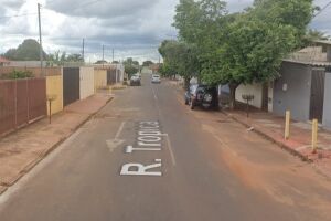 'Passa o celular, senão te mato', jovem é roubada em rua sem iluminação do Aero Rancho