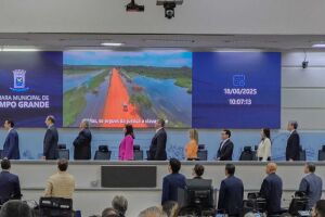 Todo mundo no evento, menos quem?