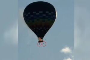Vídeo mostra passageiros pulando de balão em SC (vídeo)