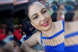 Rose foi morta com golpes de facão durante a noite de ontem