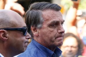 Por ordem de Moraes, Bolsonaro terá de usar tornozeleira eletrônica