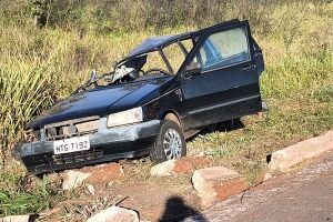 O Uno foi jogado para fora da pista