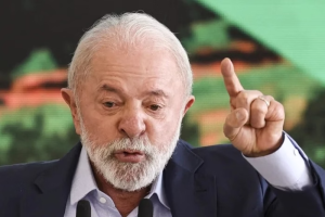 Defesa de Trump a Bolsonaro custará caro para os americanos, diz Lula