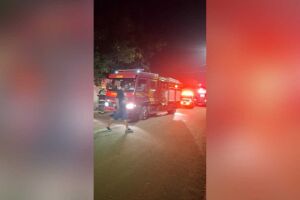 Mulher agride homem, incendeia casa e abandona neta em praça no Tijuca