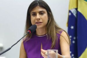 Camila nega agressão e se diz vítima de perseguição 