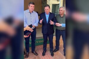 Ex e atual governador de MS deixam PSDB 