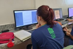 Governo Riedel lança plataforma digital para ensinar inglês a 83 mil estudantes em MS