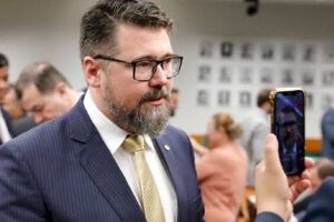 Valdemar lamentou punição a deputado do PL 