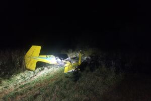 Avião que caiu em Aquidauana já foi alvo de apreensão e não tinha autorização para voar à noite