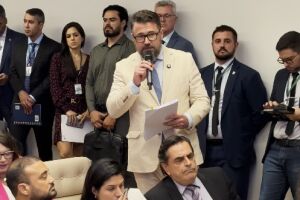 Pollon cita mudanças em texto e argumenta que anistia é o 'mínimo a ser conseguida' (vídeo)