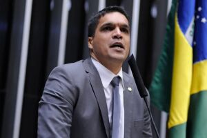 Cabo Daciolo anuncia pr&eacute;-candidatura &agrave; Presid&ecirc;ncia da Rep&uacute;blica